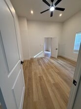 1118 Wyoming St in San Antonio, TX - Building Photo - Building Photo