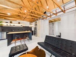 6007 Leisure Run Rd in Austin, TX - Building Photo - Building Photo