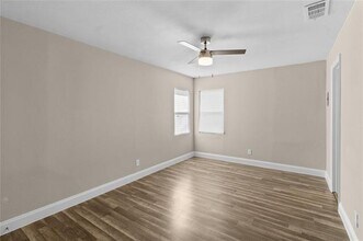 2907 Clinton Ave in Fort Worth, TX - Building Photo - Building Photo