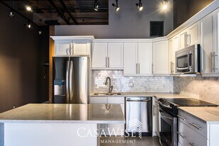 10309-107 107 St NW in Edmonton, AB - Building Photo