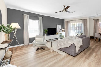 TGM University Park in Sarasota, FL - Building Photo - Building Photo