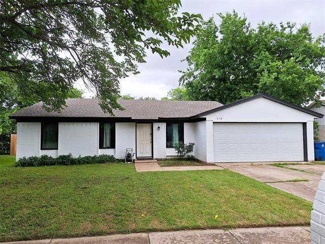 316 N Heights Dr in Crowley, TX - Building Photo - Building Photo