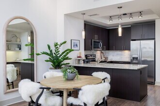 Northshore Austin in Austin, TX - Building Photo - Building Photo
