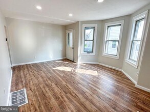 19 Lane Ave in Gloucester City, NJ - Building Photo - Building Photo