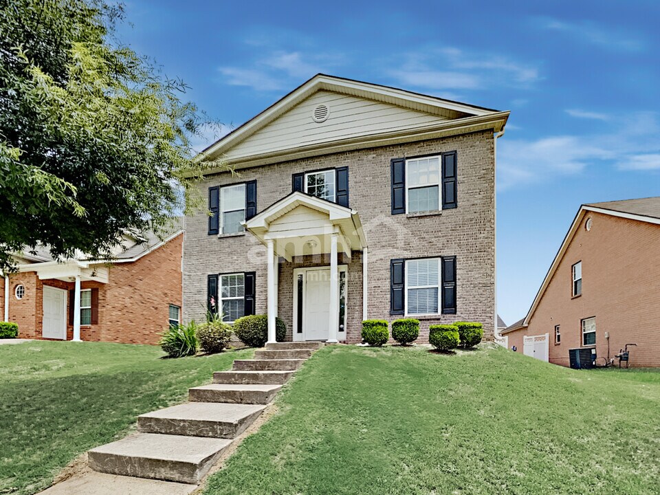 485 Townsend Bnd in Stockbridge, GA - Building Photo