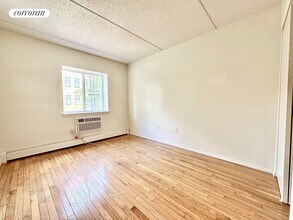 321 E 119th St in New York, NY - Building Photo - Building Photo