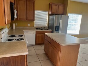 4359 Spring Blossom Dr in Kissimmee, FL - Building Photo - Building Photo