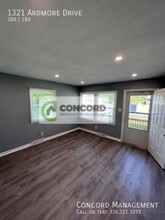 1321 Ardmore Dr in Greensboro, NC - Building Photo - Building Photo