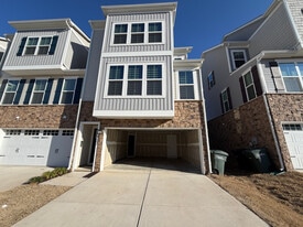 Room in Townhome on Violets Dream St NW in Huntersville, NC - Building Photo
