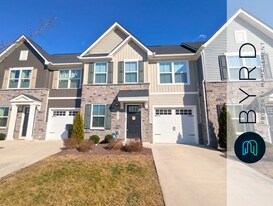 5205 Addison Gate Dr in Richmond, VA - Building Photo