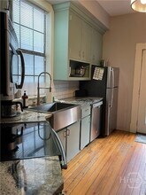 341 E Broad St, Unit 715 in Savannah, GA - Building Photo - Building Photo