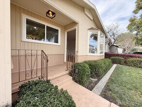 705 Santa Rita St in Sunnyvale, CA - Building Photo - Building Photo
