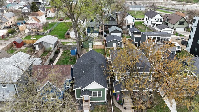 249 E Minnesota St