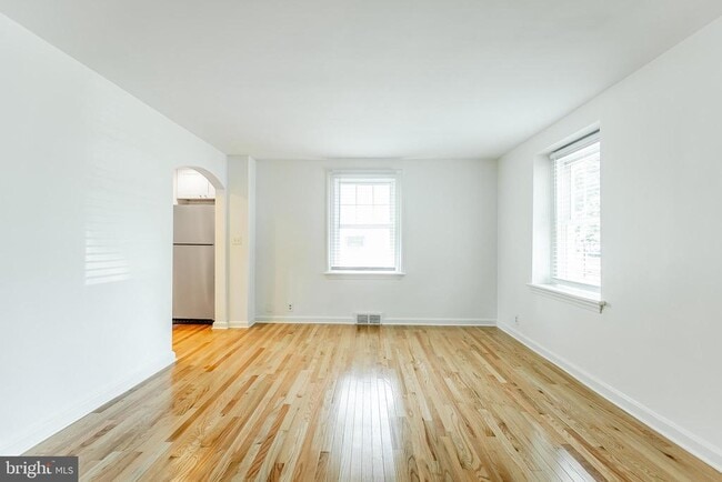 443 Central Ave in Glenside, PA - Building Photo - Building Photo