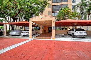 7233 Promenade Dr in Boca Raton, FL - Building Photo