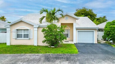 6410 SW 112th Pl in Miami, FL - Building Photo - Building Photo
