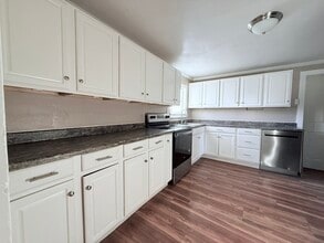 114 Oak St in Sullivan, MO - Building Photo - Building Photo