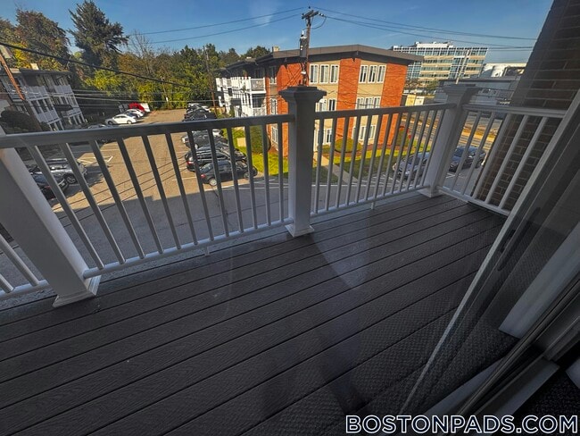 16 Westgate Dr in Woburn, MA - Building Photo - Building Photo