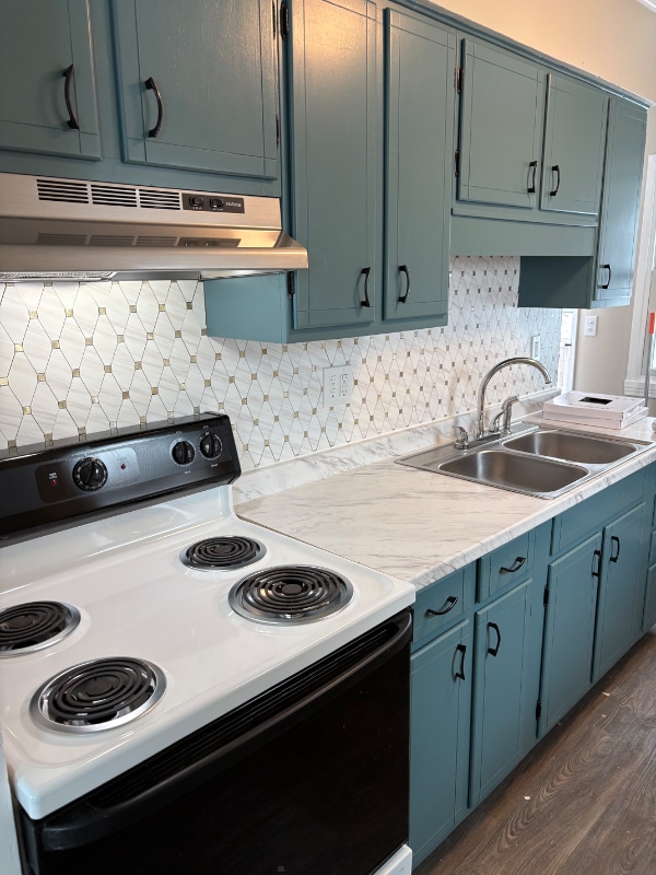 147 S Surry Rd in East Liverpool, OH - Building Photo - Building Photo