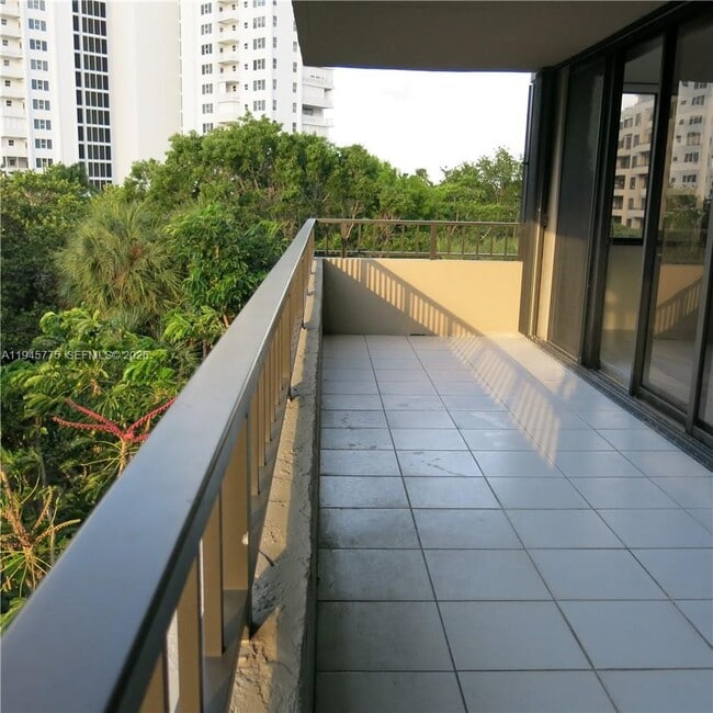 property at 251 Crandon Blvd