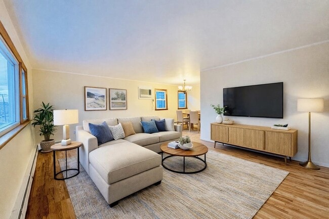 property at 37 W 7th St