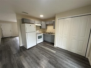 457 Beech Ave in Lakeland, FL - Foto de edificio - Building Photo