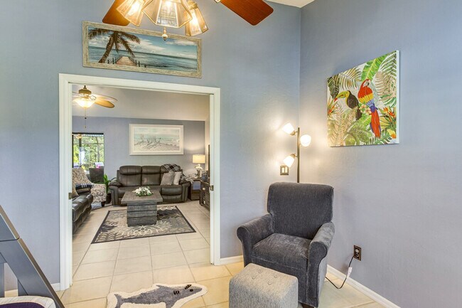 831 Deep Lagoon Ln in Ft. Myers, FL - Building Photo - Building Photo