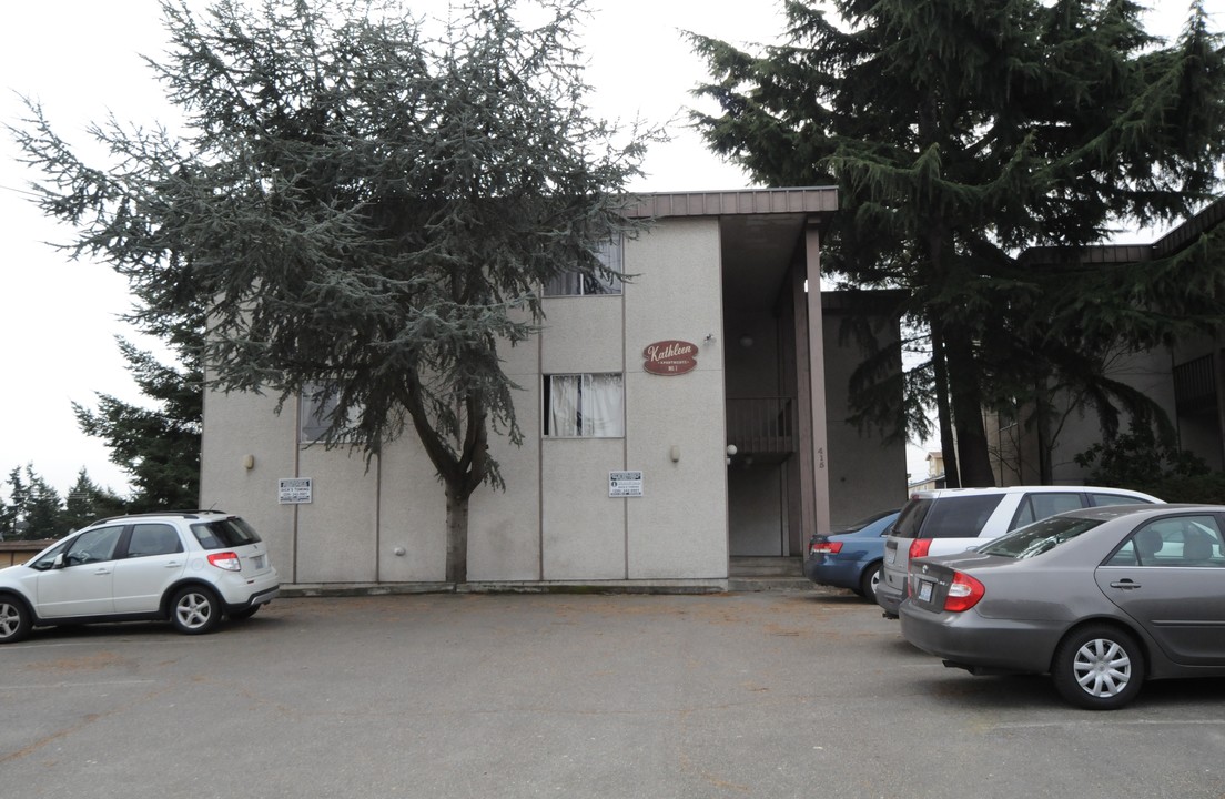 415-419 SW 154th St in Burien, WA - Foto de edificio