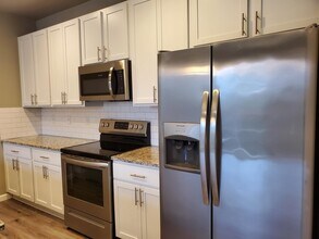 6909 Delaney Ln NE in Lacey, WA - Building Photo - Building Photo