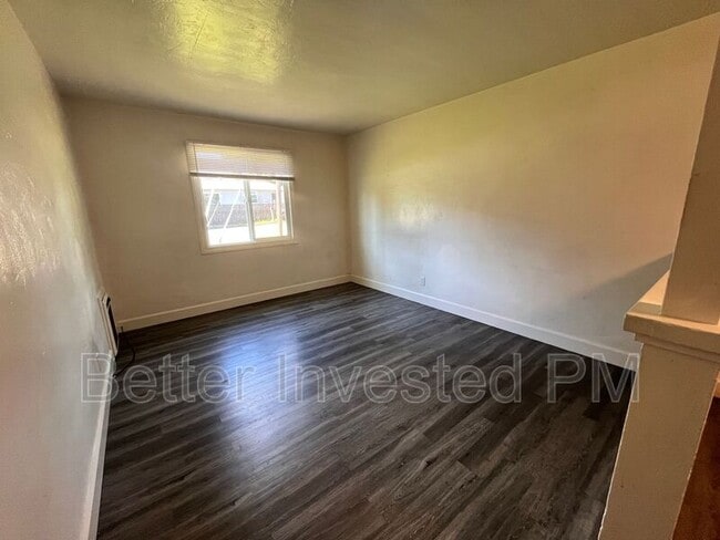 530 Talmage Rd in Ukiah, CA - Building Photo - Building Photo