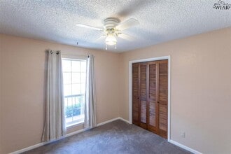 8 Chanute Cir, Unit A in Wichita Falls, TX - Building Photo - Building Photo