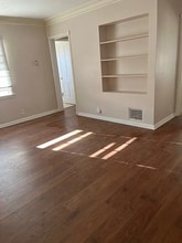 10331 Ashton Ave in Los Angeles, CA - Foto de edificio - Building Photo