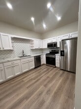 9517 City Hill Ct in Las Vegas, NV - Building Photo - Building Photo