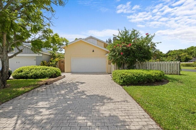 1840 NW 10th St