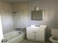 7828 Sarita St photo'