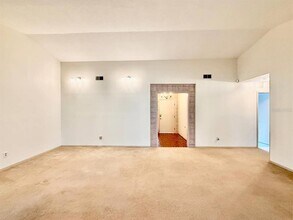 1839 Tumbleweed Ct in Zephyrhills, FL - Building Photo - Building Photo