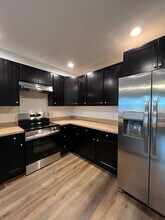 787 ST Charles Street in Eugene, OR - Building Photo - Building Photo