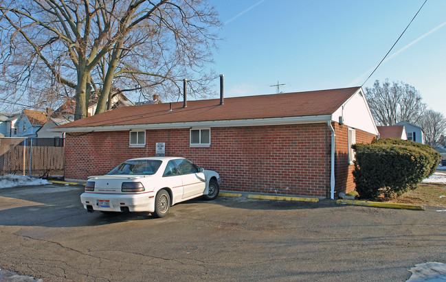 261 Hoch St in Dayton, OH - Building Photo - Building Photo