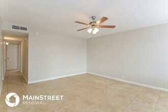 3701 E Dover Stravenue in Tucson, AZ - Building Photo - Building Photo