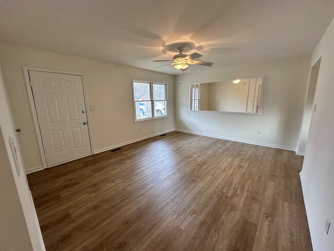 310 Azalia Dr in Fredericksburg, VA - Building Photo - Building Photo