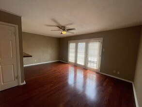 1820 E Kings Hwy in Shreveport, LA - Building Photo - Building Photo