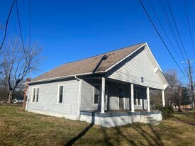 219 12th St NW, Unit 219 12th Street NW in Hickory, NC - Building Photo
