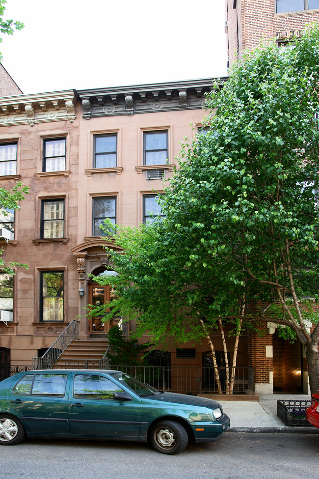 47 W 92nd St in New York, NY - Foto de edificio - Building Photo