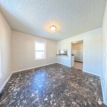 1905 23rd St in Des Moines, IA - Building Photo - Building Photo