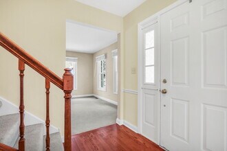 1000 Cumberland Ln in Buffalo Grove, IL - Building Photo - Building Photo