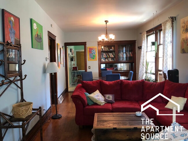 property at 1620 W Summerdale Ave