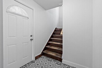 53 Fenwood Rd in Worcester, MA - Building Photo - Building Photo