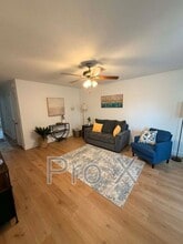 2121 S Kentucky Ave in Joplin, MO - Building Photo - Building Photo