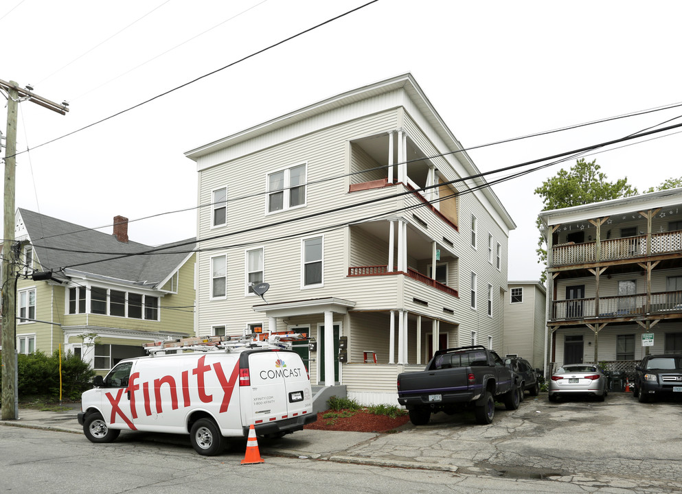 310 Amherst St in Manchester, NH - Building Photo