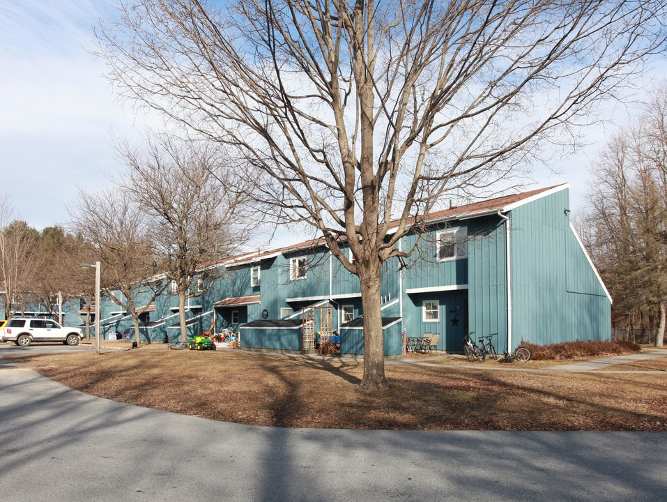 Hoosac Meadows in Hoosick Falls, NY - Building Photo